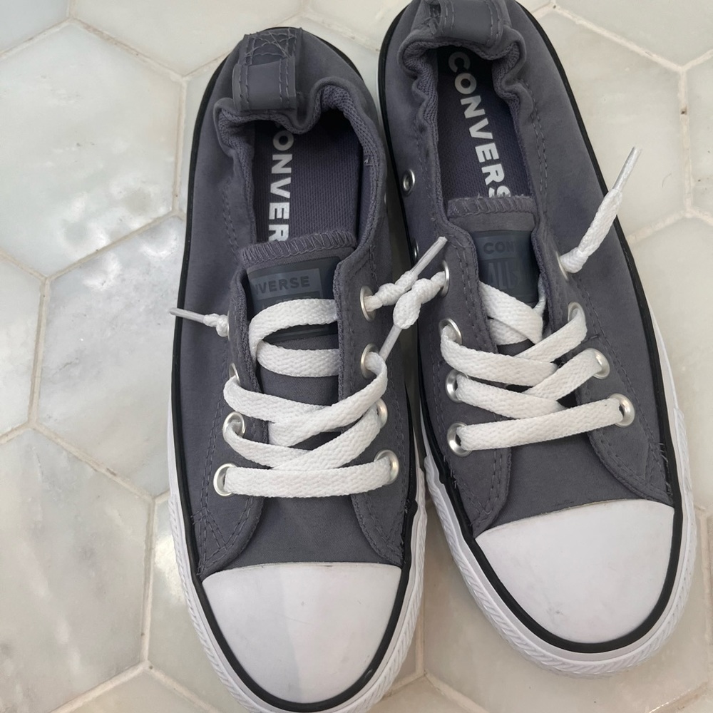 Converse size 5